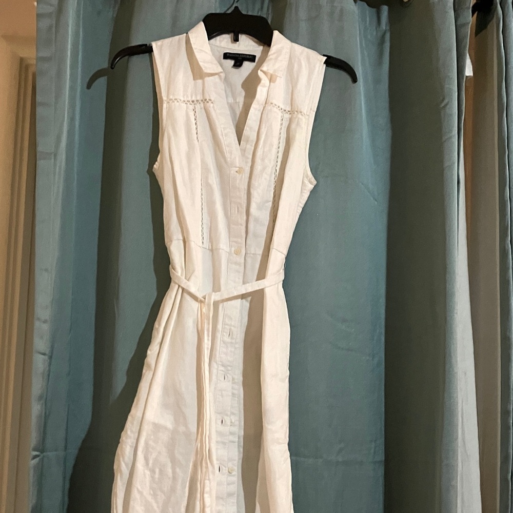 Banana Republic Cream Sleeveless Midi Dress